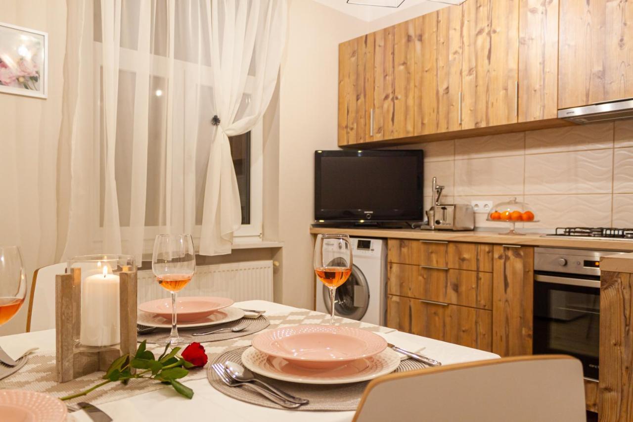 Cozy Family Apartments Brașov Exterior foto